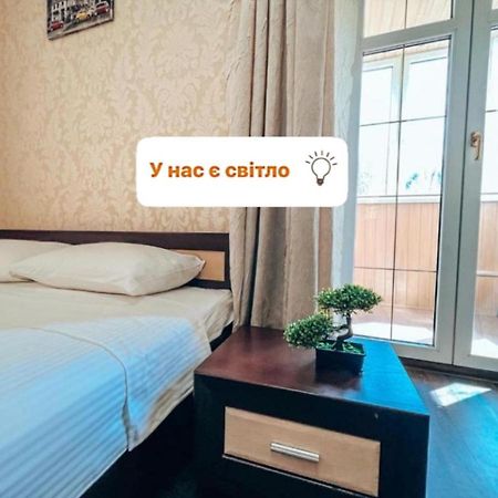 Квартира В Центре Крещатика Kiev Ngoại thất bức ảnh
