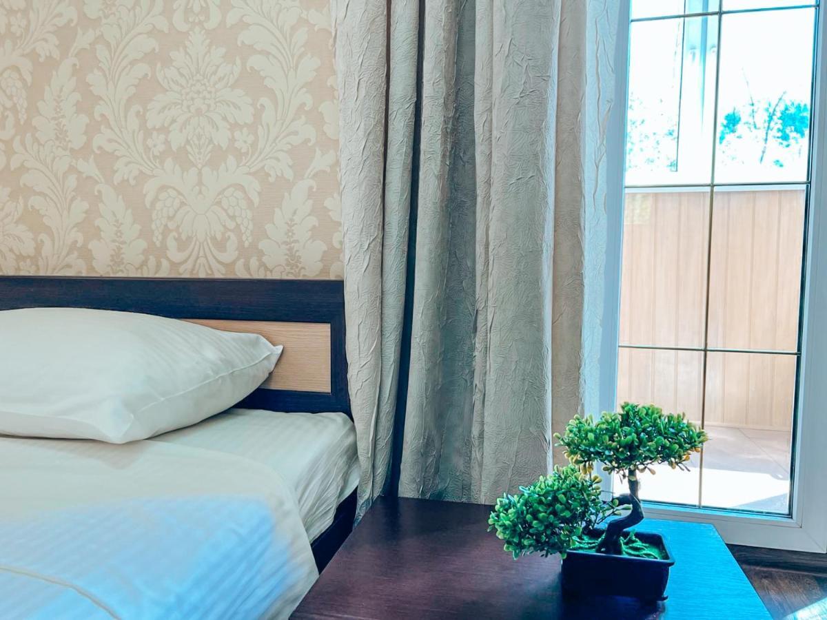 Квартира В Центре Крещатика Kiev Ngoại thất bức ảnh